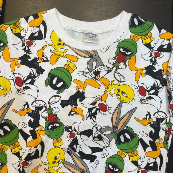 Looney Tunes character sweater - Picture 5 of 5